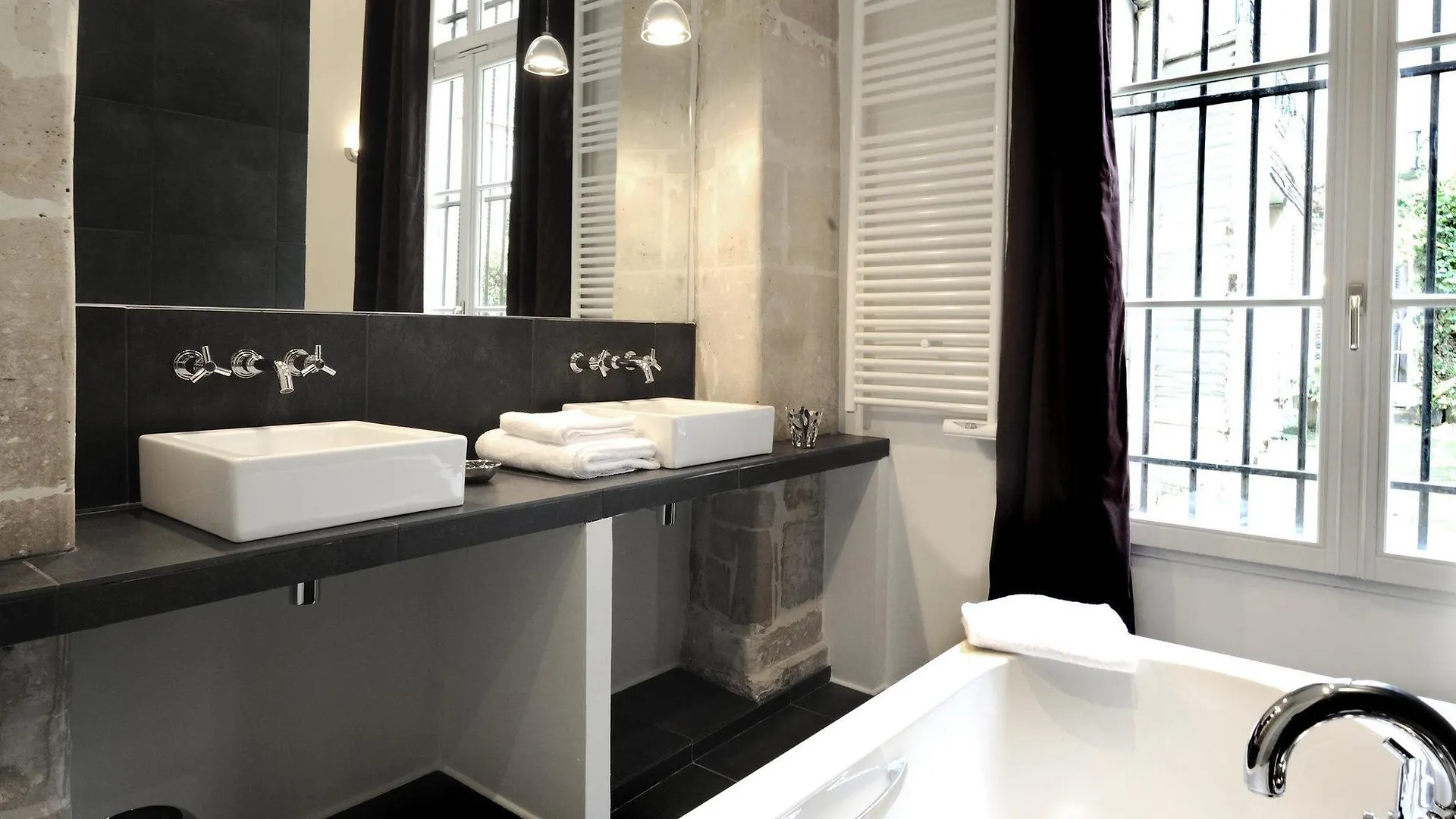 Helzear Montorgueil Suites Paris France